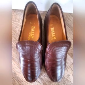 Bally of Switzerland brown loafers